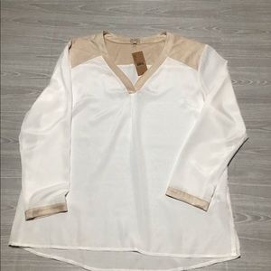 .Cremieux ivory blouse w suede detail. Large. NWT.